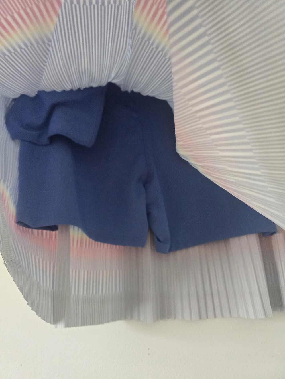 Lucky in Love Gradient Pleated Skort Size Large - Picture 11 of 14